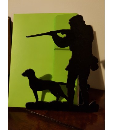 Porte-lettres en acier décoré d'une silhouette d'un chasseur en action et son chien