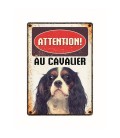 Plaque vintage en métal "Attention au cavalier king charles"